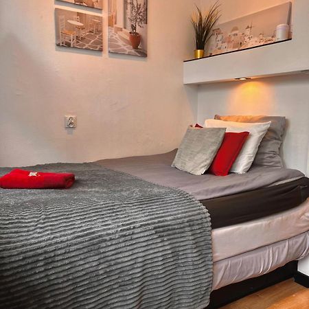 Petit 1 Bed Room Condo Warszawa Center Exterior photo